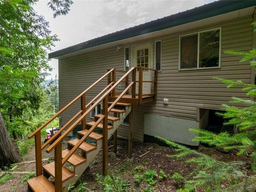 2857 Vickers Trail, Anglemont, BC - Outdoor With Deck Patio Veranda With Exterior
