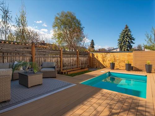 338 Cadder Avenue, Kelowna, BC - Outdoor With In Ground Pool With Deck Patio Veranda