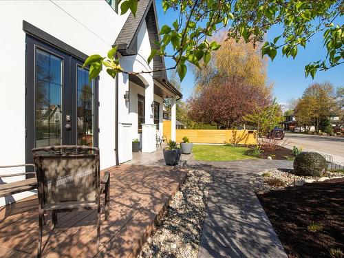 338 Cadder Avenue, Kelowna, BC - Outdoor With Deck Patio Veranda