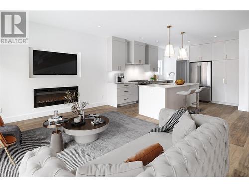 821 Stockwell Avenue Unit# 2, Kelowna, BC - Indoor Photo Showing Living Room With Fireplace