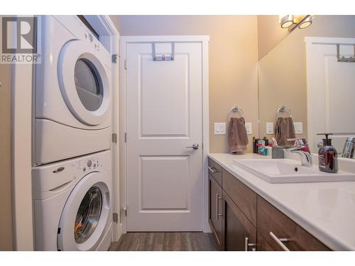 1703 43 Avenue Unit# 2, Vernon, BC - Indoor Photo Showing Laundry Room