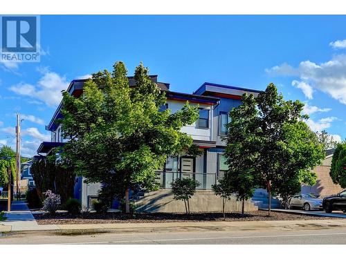 817 Rose Avenue, Kelowna, BC - Outdoor