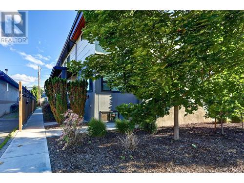 817 Rose Avenue, Kelowna, BC - Outdoor