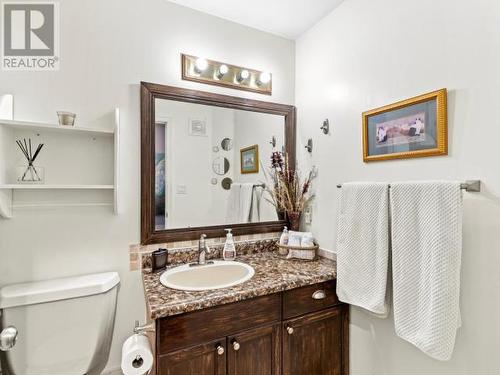 6 Yew Place, Whitehorse, YT - Indoor Photo Showing Bathroom