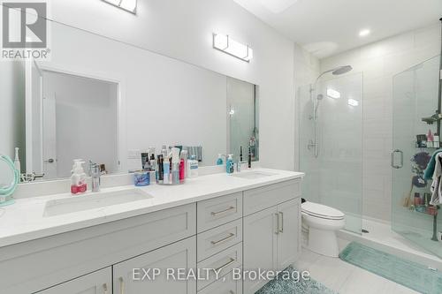 903 - 71 Wyndham Street S, Guelph, ON - Indoor Photo Showing Bathroom