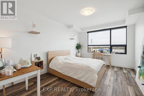 502 - 300G Fourth Avenue, St. Catharines, ON - Indoor Photo Showing Bedroom