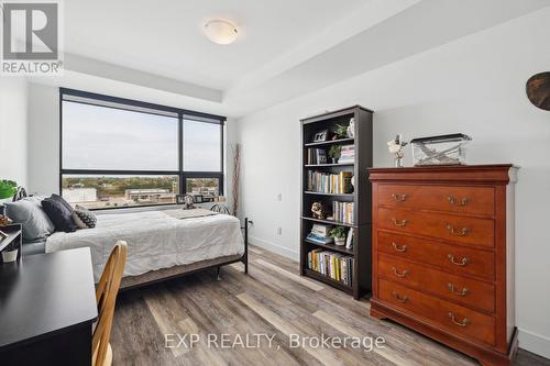 502 - 300G Fourth Avenue, St. Catharines, ON - Indoor Photo Showing Bedroom