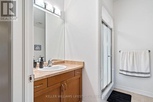 261 Meadowsweet Trail, London, ON - Indoor Photo Showing Bathroom