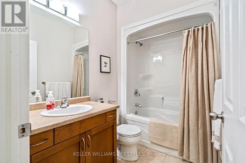 261 Meadowsweet Trail, London, ON - Indoor Photo Showing Bathroom