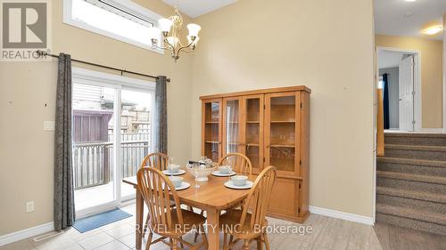 1523 Portrush Way, London, ON - Indoor Photo Showing Dining Room