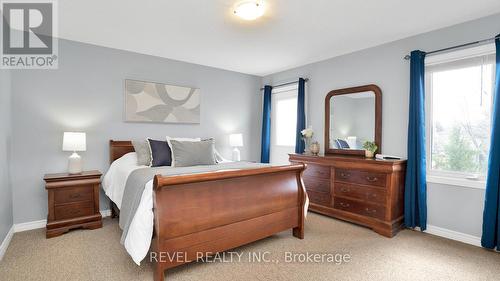 1523 Portrush Way, London, ON - Indoor Photo Showing Bedroom