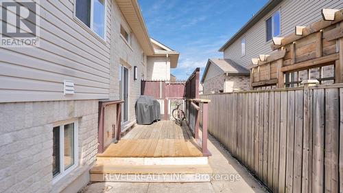 1523 Portrush Way, London, ON - Outdoor With Exterior