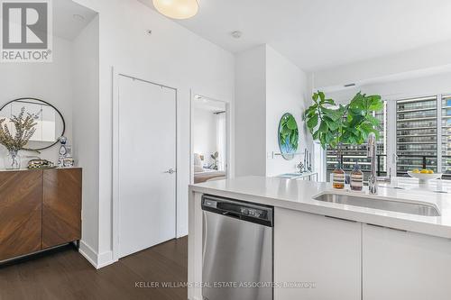 1007 - 20 Shore Breeze Drive, Toronto (Mimico), ON - Indoor Photo Showing Kitchen