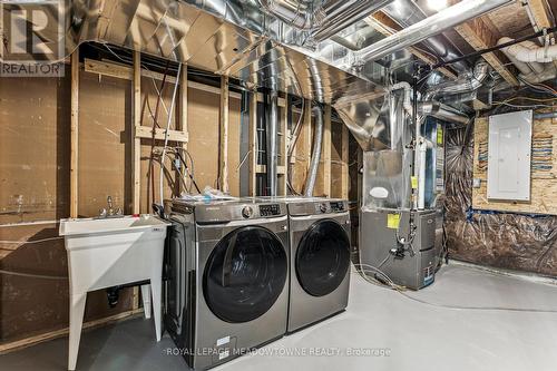 Bsmt - 17 Gatherwood Terrace, Caledon, ON - Indoor Photo Showing Laundry Room