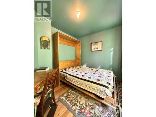 395 Boven  Road, Nelson, BC - Indoor Photo Showing Bedroom