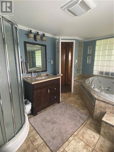 3399 Vallance Road, Apple Hill, ON - Indoor Photo Showing Bathroom