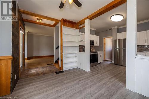 796 6Th Street E, Owen Sound, ON - Indoor Photo Showing Kitchen