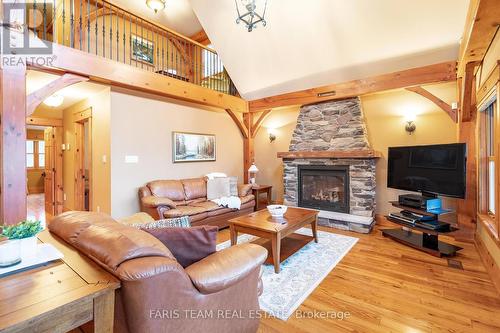 805 Eastdale Drive, Wasaga Beach, ON - Indoor Photo Showing Living Room With Fireplace