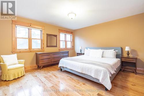 805 Eastdale Drive, Wasaga Beach, ON - Indoor Photo Showing Bedroom