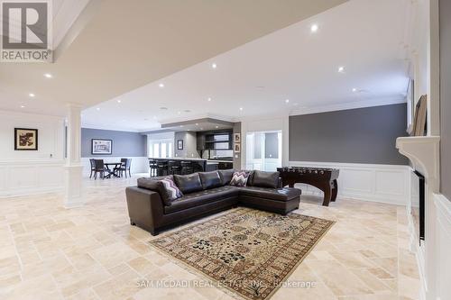 1689 Carolyn Road, Mississauga (East Credit), ON - Indoor Photo Showing Living Room