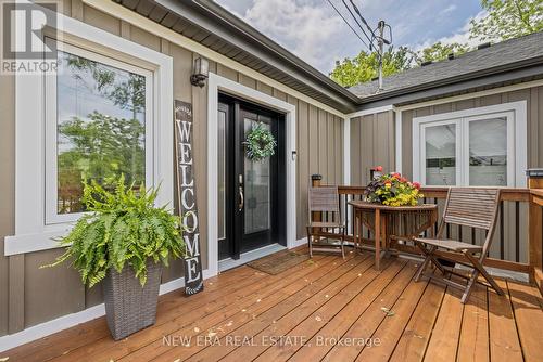 358 Old Guelph Road, Hamilton (Dundas), ON - Outdoor With Deck Patio Veranda With Exterior