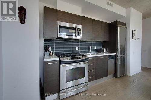 318 - 318 King Street E, Toronto (Moss Park), ON - Indoor Photo Showing Kitchen With Stainless Steel Kitchen