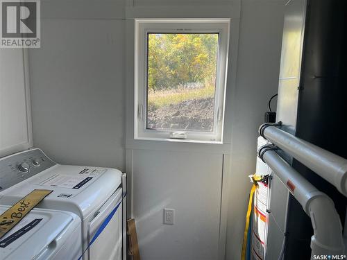 913 Pincherry Place E, Katepwa Beach, SK - Indoor Photo Showing Laundry Room