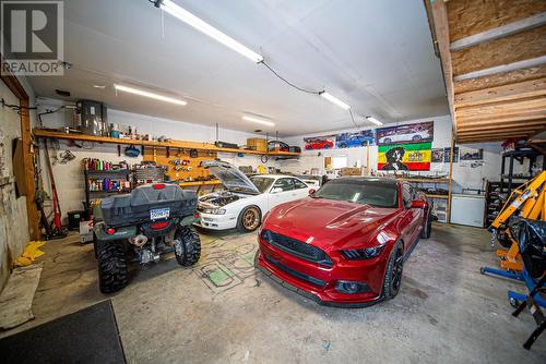 709 King  Street, Cranbrook, BC - Indoor Photo Showing Garage