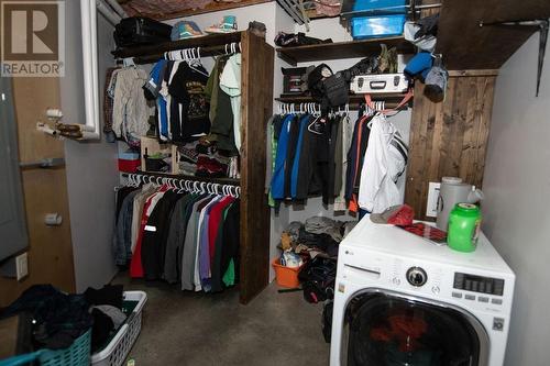 4377 Shuswap Road, Kamloops, BC - Indoor Photo Showing Laundry Room