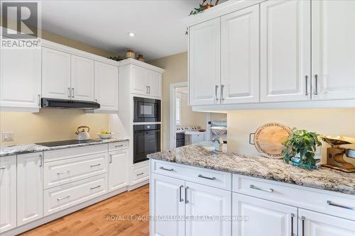 36 Dorchester Drive, Prince Edward County (Wellington), ON - Indoor Photo Showing Kitchen With Upgraded Kitchen