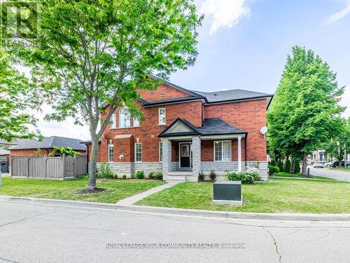 2 Domenica Way, Vaughan (Sonoma Heights), ON - Outdoor With Facade