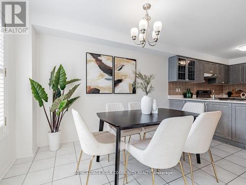 2 Domenica Way, Vaughan (Sonoma Heights), ON - Indoor Photo Showing Dining Room