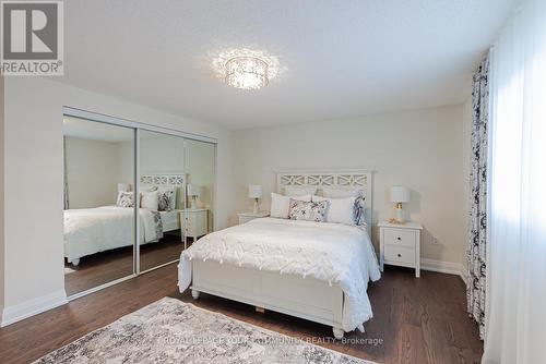 5 Selkirk Crescent, Barrie (Holly), ON - Indoor Photo Showing Bedroom