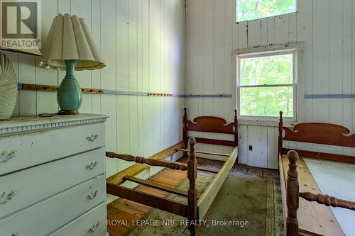 212 Holloway Bay Road, Port Colborne, ON - Indoor Photo Showing Bedroom