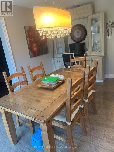 4428 Guildwood Way, Mississauga (Hurontario), ON - Indoor Photo Showing Dining Room