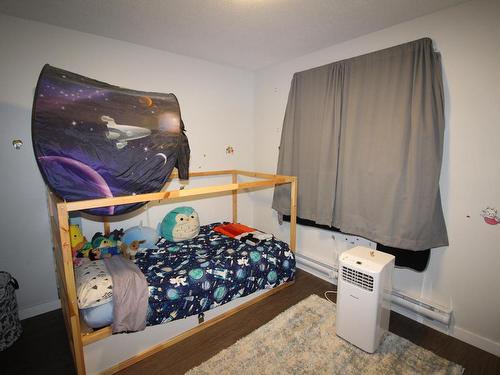 39-1697 Greenfield Ave, Kamloops, BC - Indoor Photo Showing Bedroom