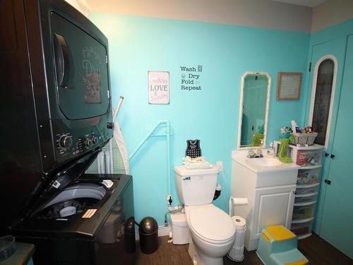 39-1697 Greenfield Ave, Kamloops, BC - Indoor Photo Showing Bathroom