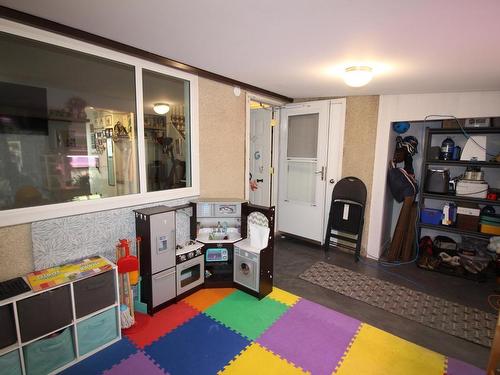 39-1697 Greenfield Ave, Kamloops, BC - Indoor Photo Showing Other Room