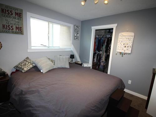 39-1697 Greenfield Ave, Kamloops, BC - Indoor Photo Showing Bedroom