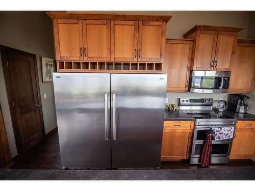 4377 Shuswap Rd, Kamloops, BC - Indoor Photo Showing Kitchen