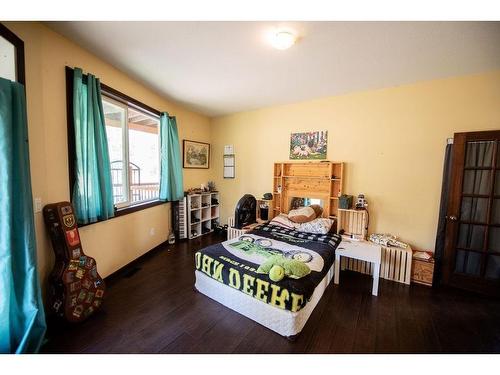 4377 Shuswap Rd, Kamloops, BC - Indoor Photo Showing Bedroom