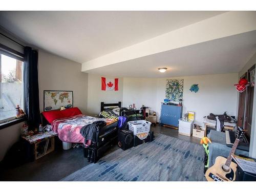 4377 Shuswap Rd, Kamloops, BC - Indoor Photo Showing Bedroom