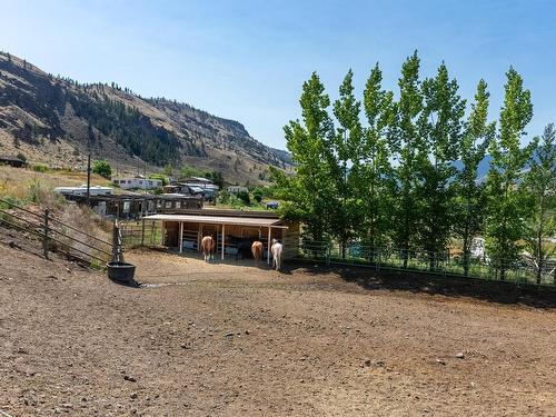 4088 Hills Frontage Rd, Cache Creek, BC - Outdoor