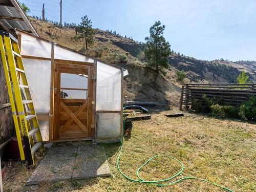 4088 Hills Frontage Rd, Cache Creek, BC - Outdoor