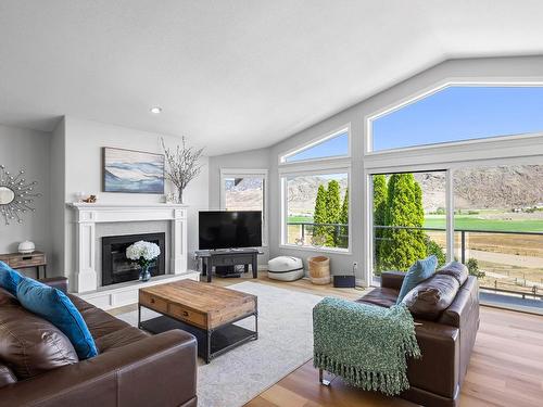 5852 Rodeo Drive, Kamloops, BC - Indoor Photo Showing Living Room With Fireplace