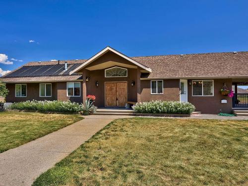 5852 Rodeo Drive, Kamloops, BC - Outdoor With Facade