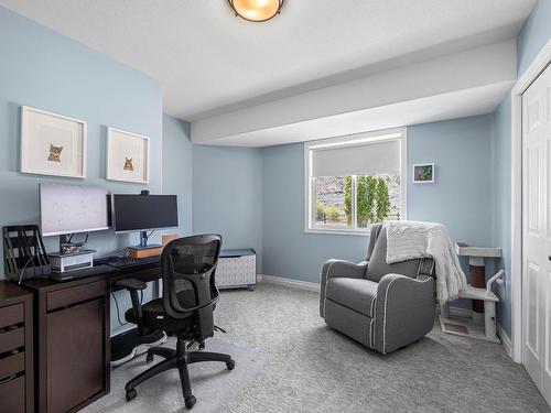 5852 Rodeo Drive, Kamloops, BC - Indoor Photo Showing Office