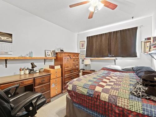 361 Robson Street, Clearwater, BC - Indoor Photo Showing Bedroom