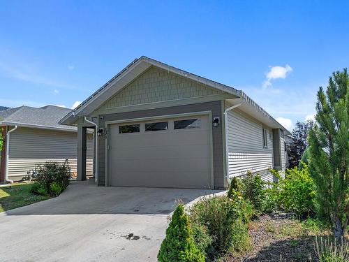 131-8800 Dallas Drive, Kamloops, BC - Outdoor