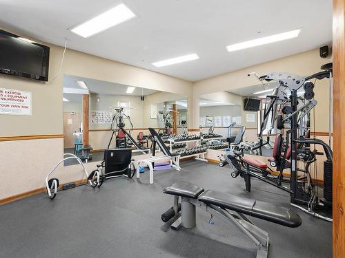 120/122-3220 Village Way, Kamloops, BC - Indoor Photo Showing Gym Room